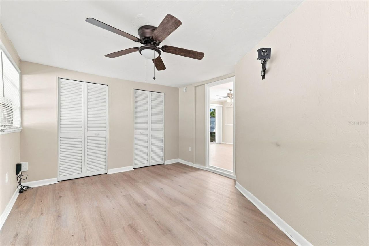 1003 Patterson Drive, Sarasota, FL 34234 Photo