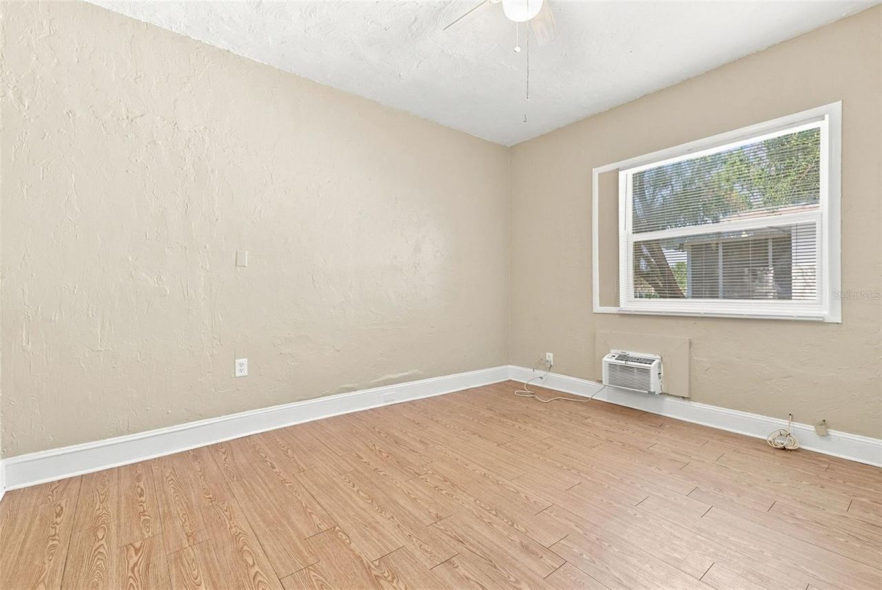 1003 Patterson Drive, Sarasota, FL 34234 Photo