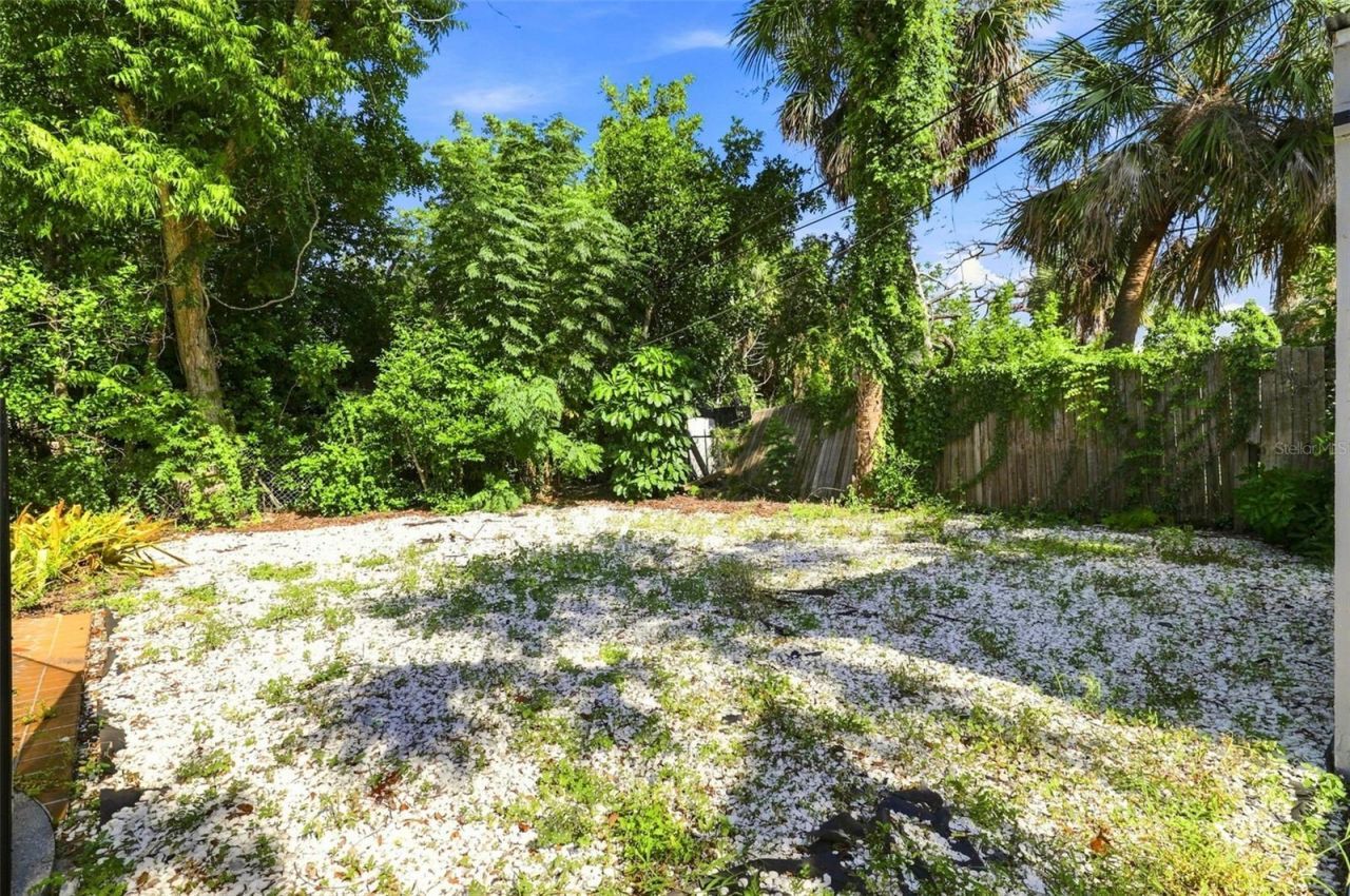 1003 Patterson Drive, Sarasota, FL 34234 Photo