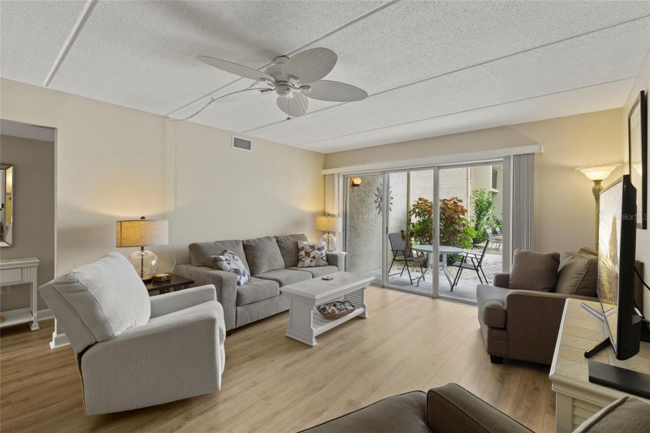 845 Benjamin Franklin Drive , Unit 101, Sarasota, FL 34236 Photo