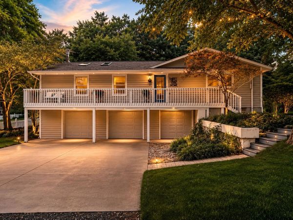 331 Oakland Drive , Michigan City, IN 46360