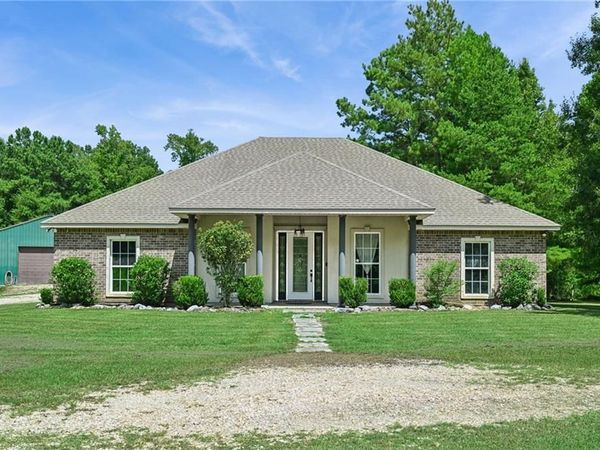 25371 CROWN Drive, Ponchatoula, LA 70454