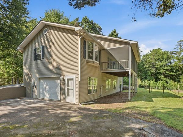 5111 Summerwood Lane, Young Harris, GA 30582