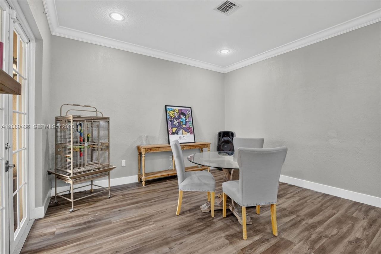 14601 SW 5th St , Pembroke Pines, FL 33027 Photo