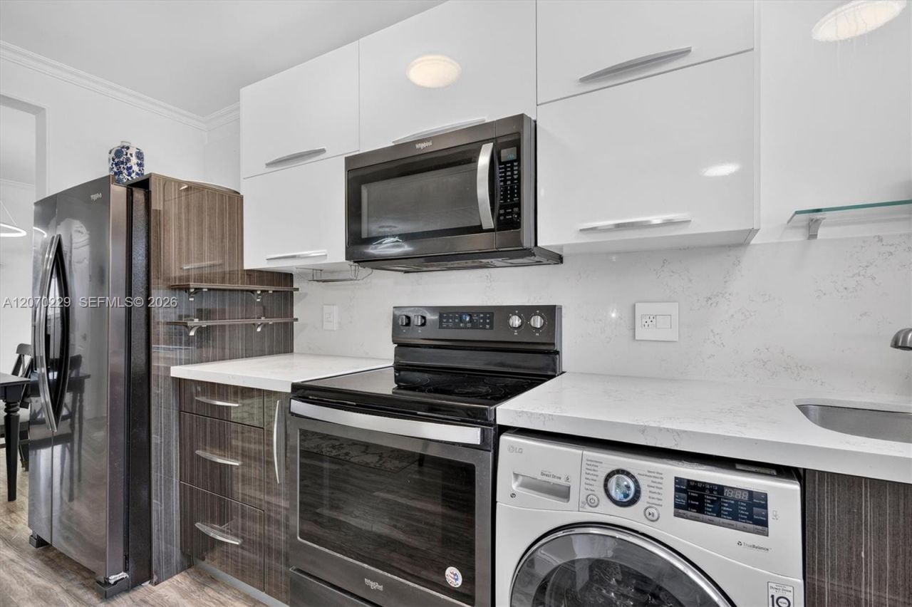 1818 Rodman St , Unit 3B, Hollywood, FL 33020 Photo
