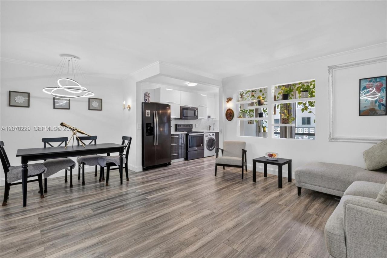 1818 Rodman St , Unit 3B, Hollywood, FL 33020 Photo
