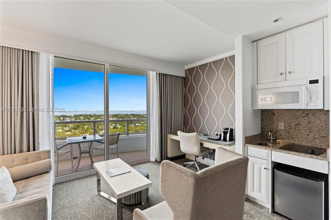 4401 Collins Ave , Unit 1915/1917, Miami Beach, FL 33140 Photo