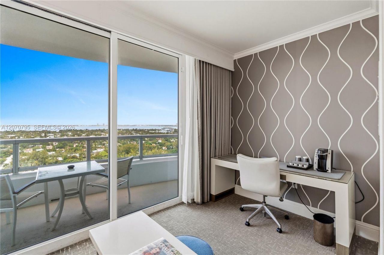 4401 Collins Ave , Unit 1915/1917, Miami Beach, FL 33140 Photo
