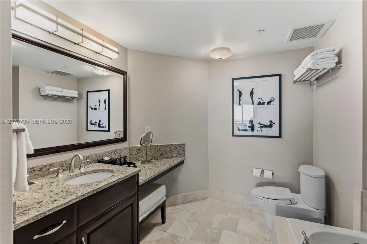 4401 Collins Ave , Unit 1915/1917, Miami Beach, FL 33140 Photo