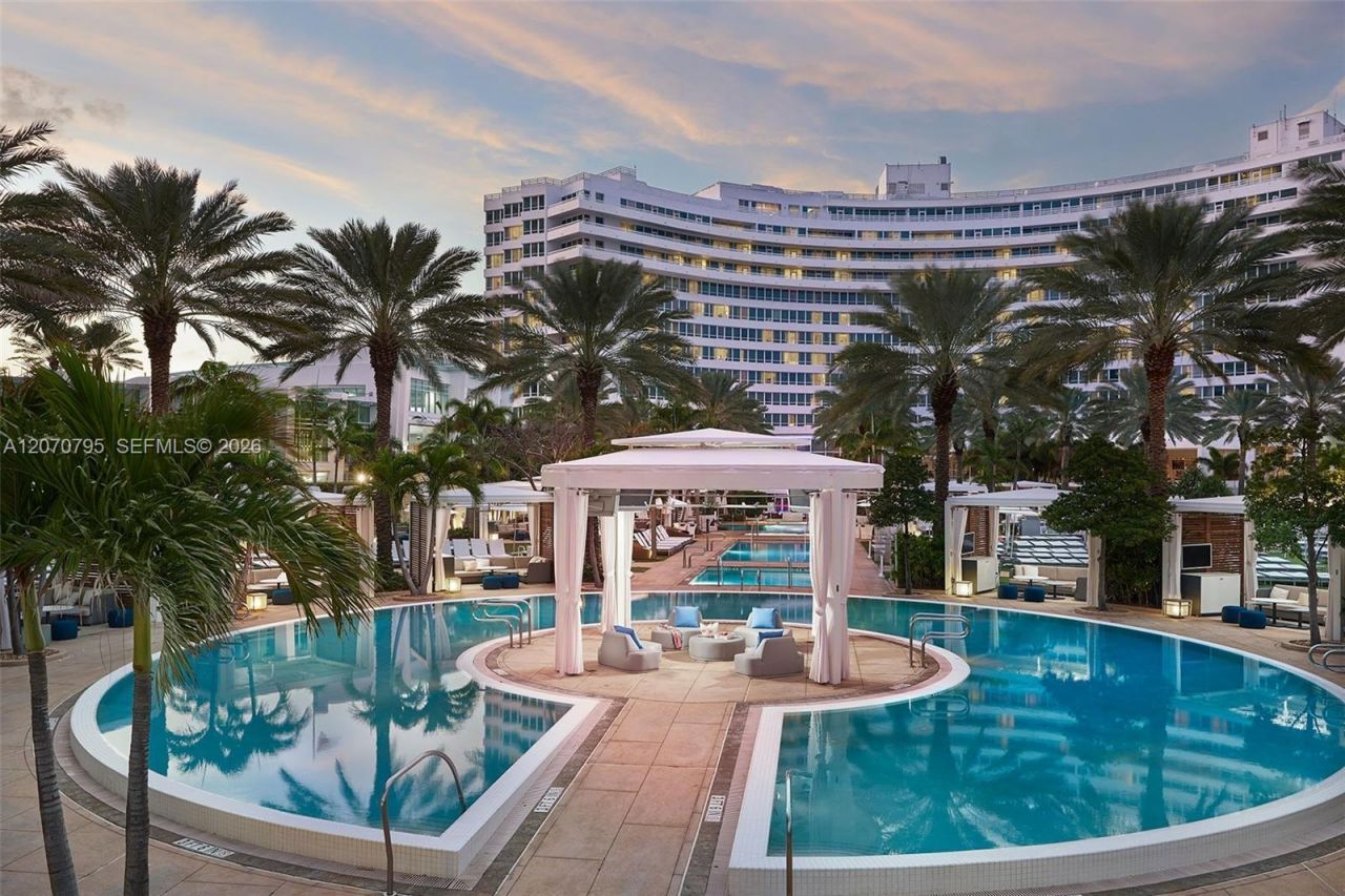 4401 Collins Ave , Unit 1915/1917, Miami Beach, FL 33140 Photo
