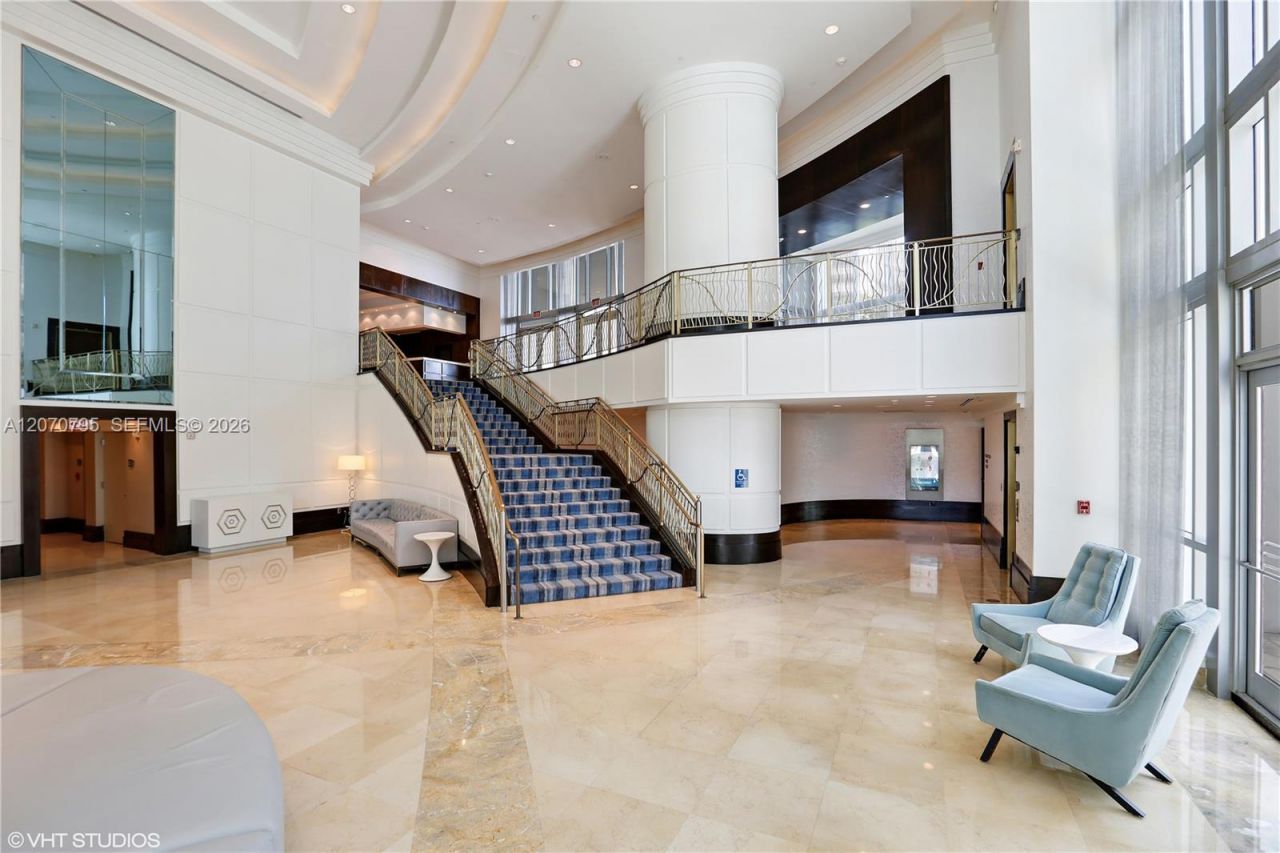 4401 Collins Ave , Unit 1915/1917, Miami Beach, FL 33140 Photo