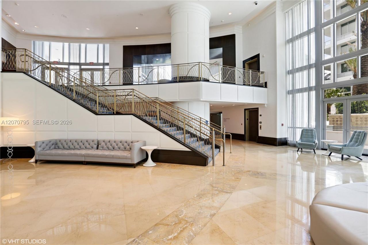 4401 Collins Ave , Unit 1915/1917, Miami Beach, FL 33140 Photo