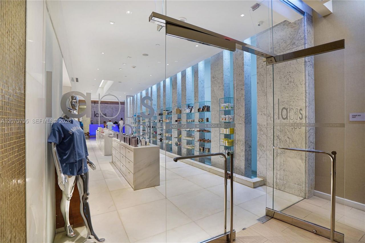 4401 Collins Ave , Unit 1915/1917, Miami Beach, FL 33140 Photo