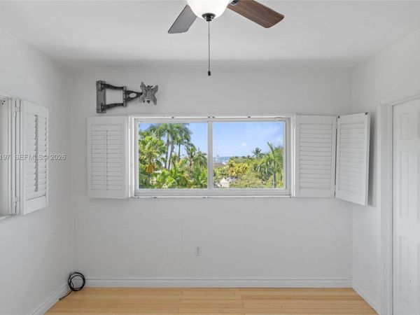 2539 S Bayshore Dr , Unit PH2F, Miami, FL 33133