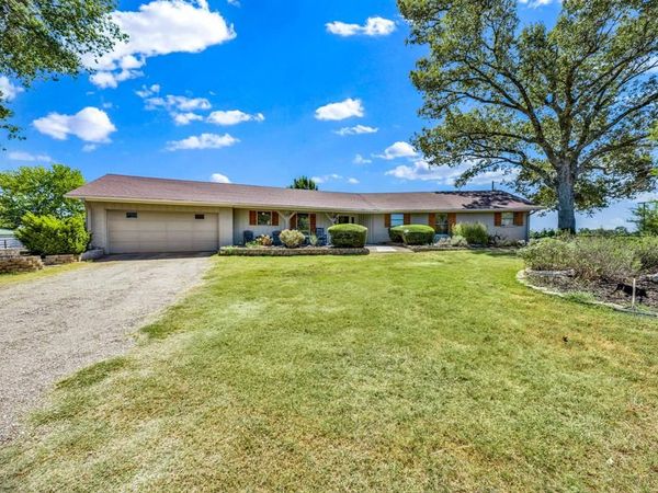 8727 S Fm 69, Como, TX 75431