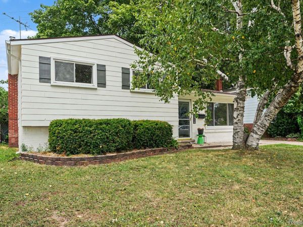 30778 Burlington Street , Westland, Mi 48186
