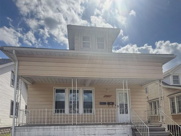 1307 University Avenue , Lincoln Park, Mi 48146