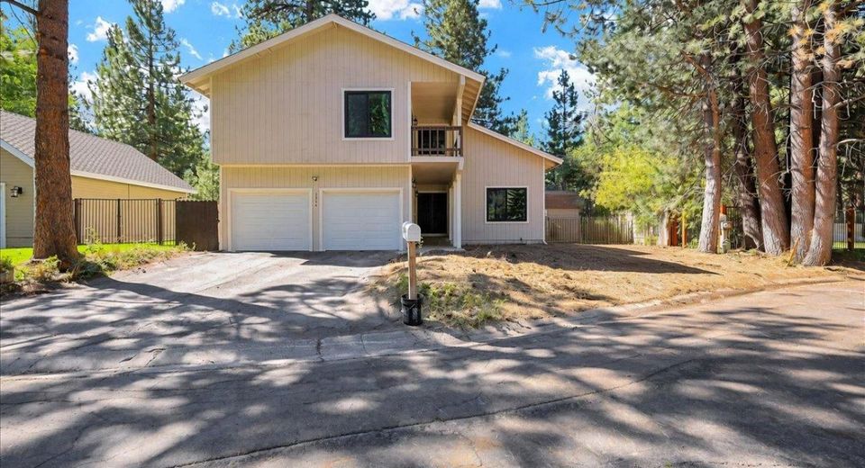 2844 Silverwood Ct, South Lake Tahoe, CA 96150 Photo