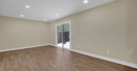 2844 Silverwood Ct, South Lake Tahoe, CA 96150 Photo