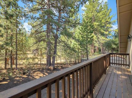 2844 Silverwood Ct, South Lake Tahoe, CA 96150 Photo