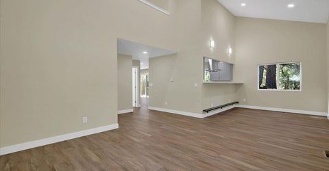 2844 Silverwood Ct, South Lake Tahoe, CA 96150 Photo