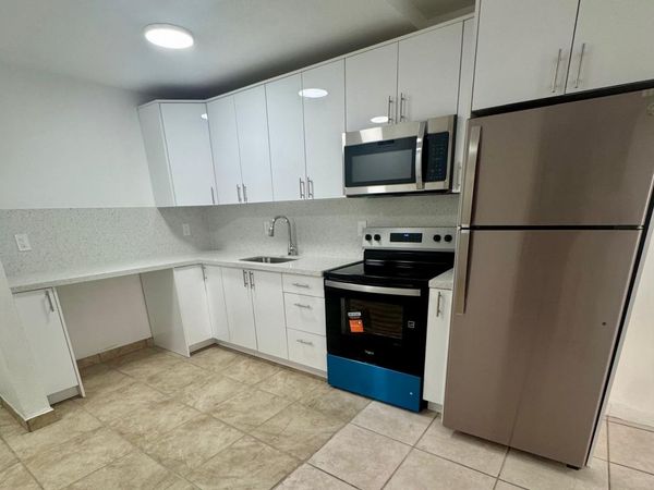 2441 NW 13TH Street, Unit 65, Miami, FL 33125