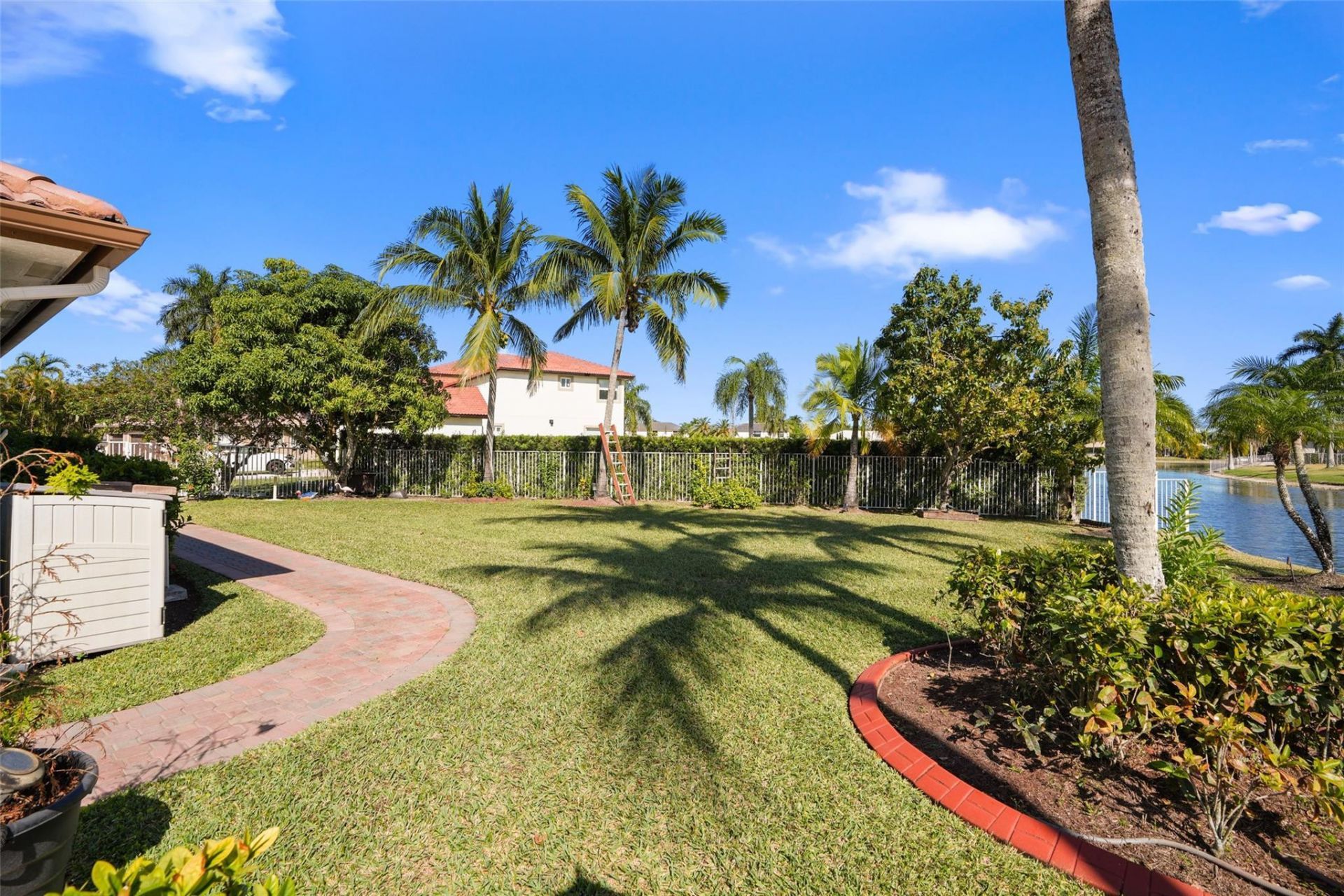 6691 Segovia Way, Pembroke Pines, FL 33331 Photo
