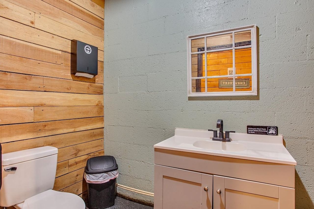 418 W Washington Street , Chattahoochee, FL 32324 Photo