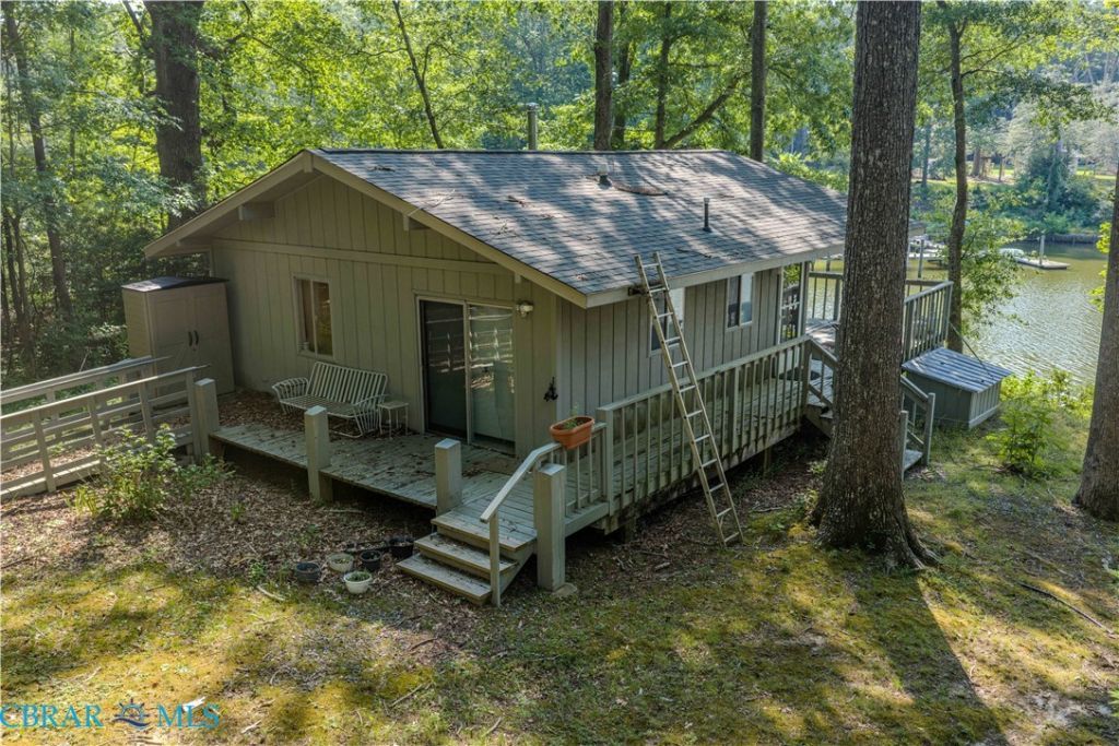 578 Rocky Point Landing, Cobbs Creek, VA 23035 Main Photo