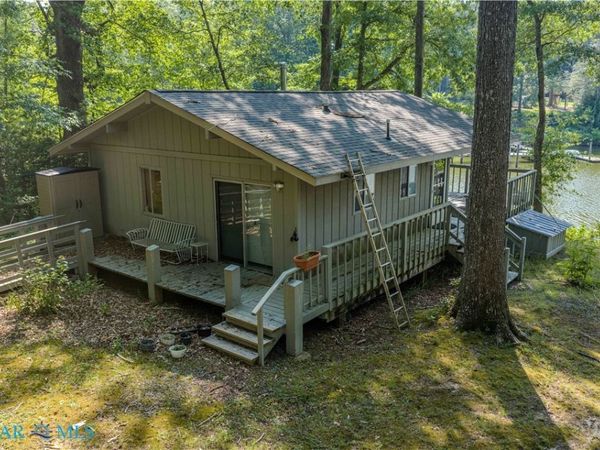 578 Rocky Point Landing, Cobbs Creek, VA 23035