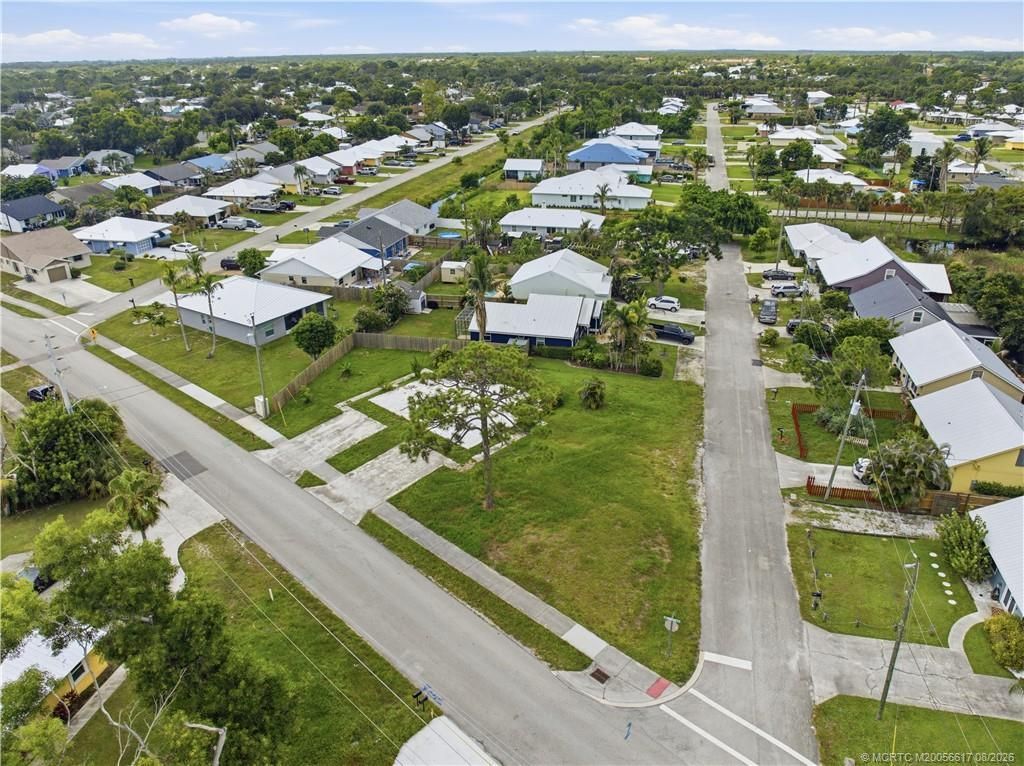 4972 SE Primrose Way , Stuart, FL 34997 Photo