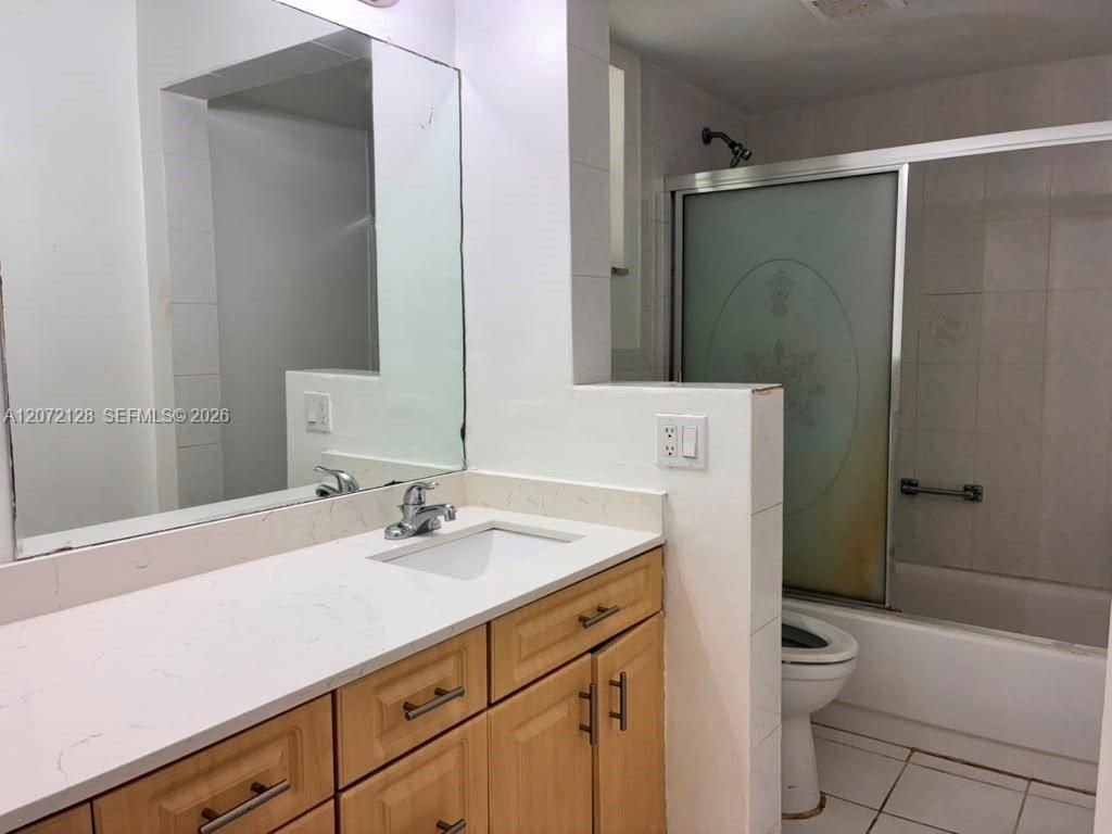 6505 Winfield Blvd, Unit B-25, Margate, FL 33063 Photo