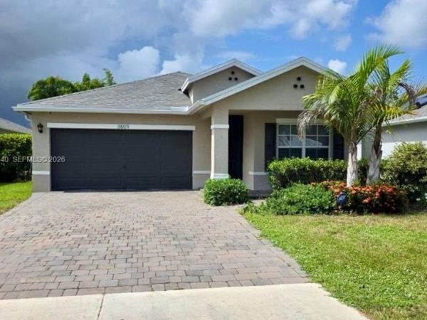 3809 SE Lee St, Stuart, FL 34997