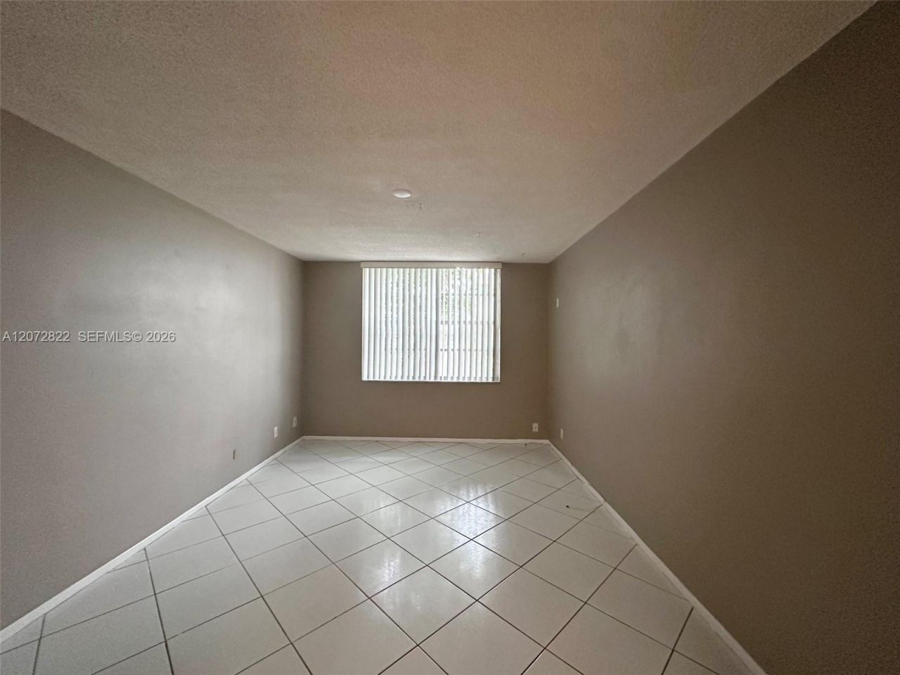 6700 Cypress Rd , Unit 111, Plantation, FL 33317 Photo