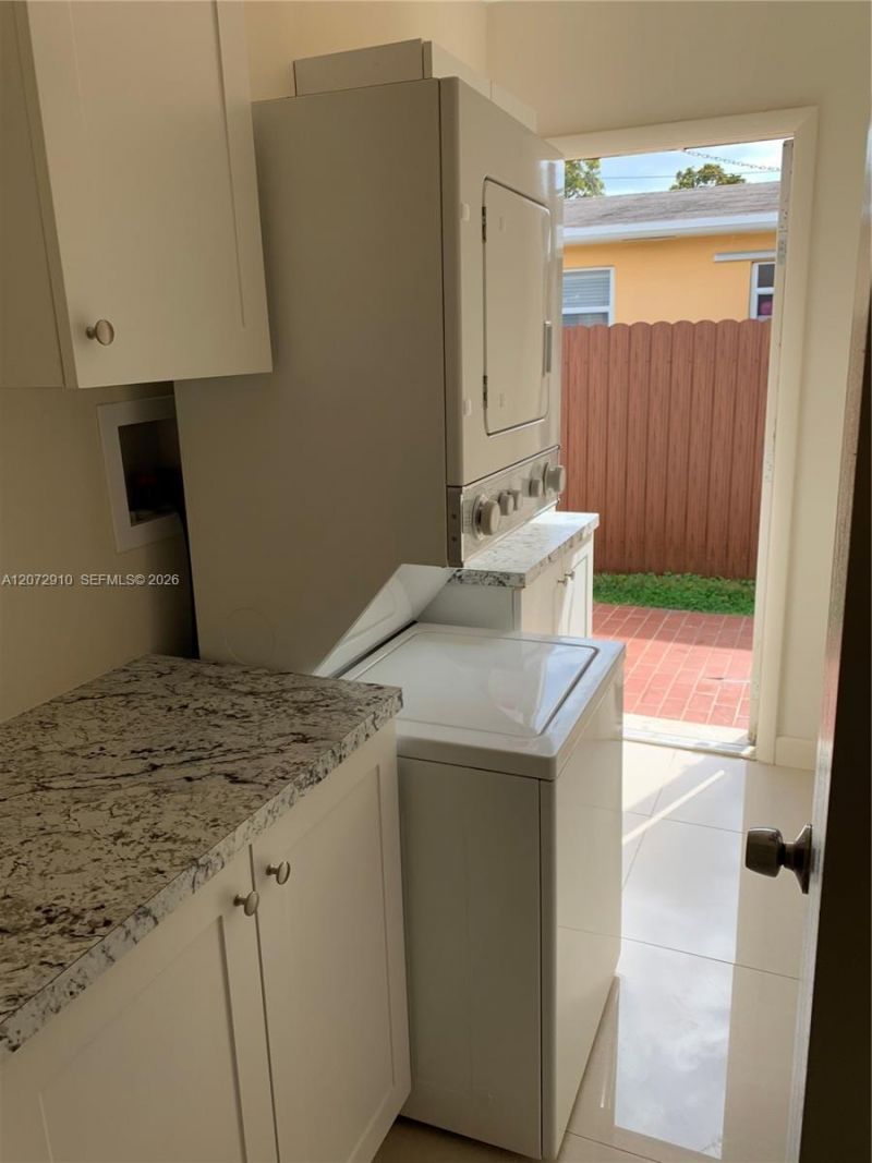 1200 SW 31st Ave , Unit 1, Miami, FL 33135 Photo