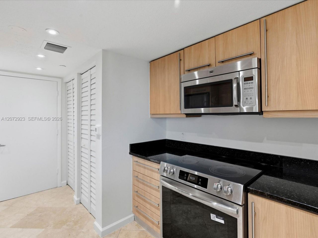 7600 Collins Ave, Unit 703, Miami Beach, FL 33141 Photo
