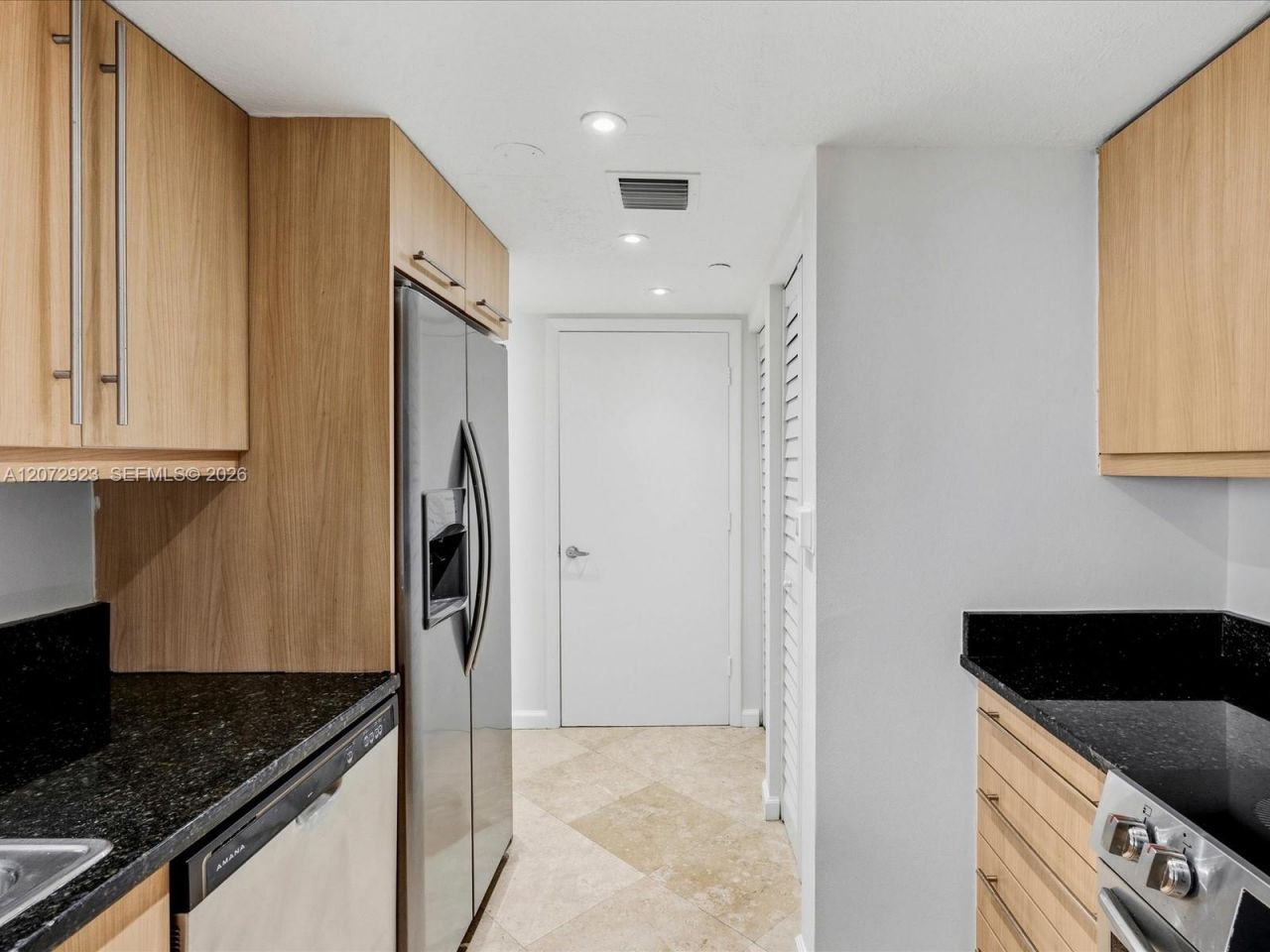 7600 Collins Ave, Unit 703, Miami Beach, FL 33141 Photo