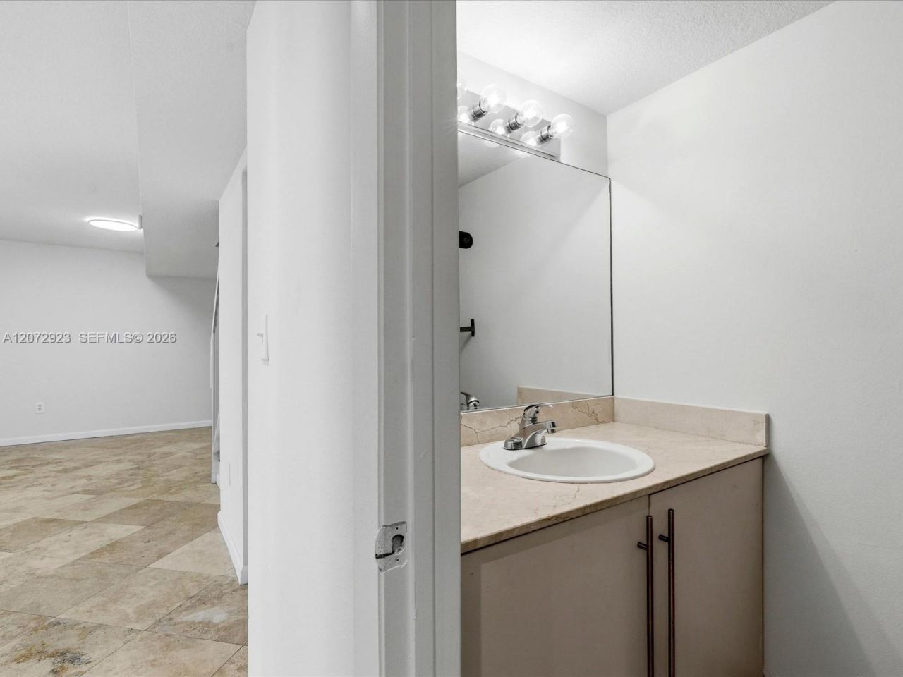 7600 Collins Ave, Unit 703, Miami Beach, FL 33141 Photo