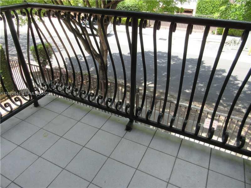 3090 Bird Av , Unit 303, Coconut Grove, FL 33133 Photo