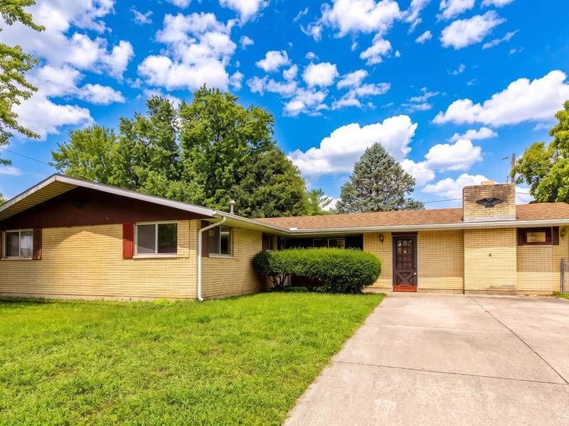1906 Wilshire Drive, Xenia, OH 45385 Photo 1