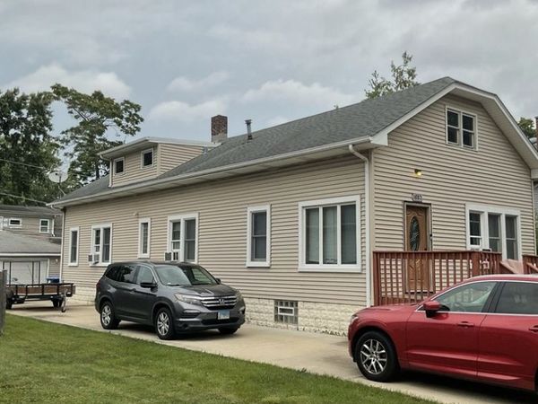 1682 Van Buren Avenue , Des Plaines, IL 60018