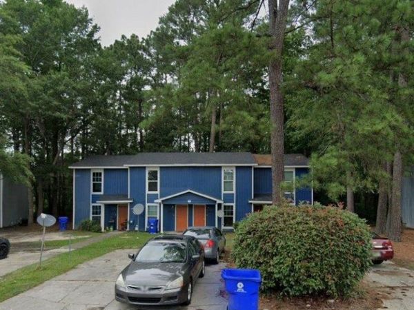 5864-5870 Aftonshire Drive, Fayetteville, NC 28304