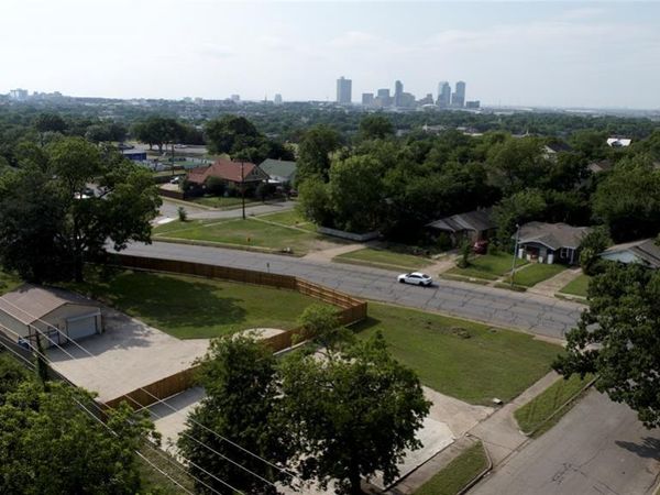 1264 E Maddox Avenue, Fort Worth, TX 76104