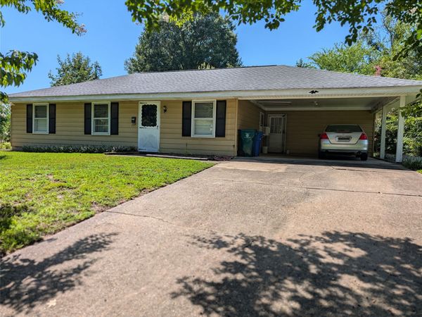 493 Pamela Drive, Newport News, VA 23601