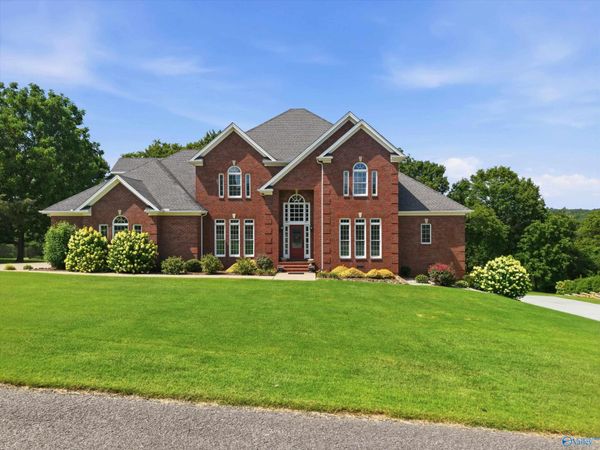 848 Fairway Drive, Fayetteville, TN 37334