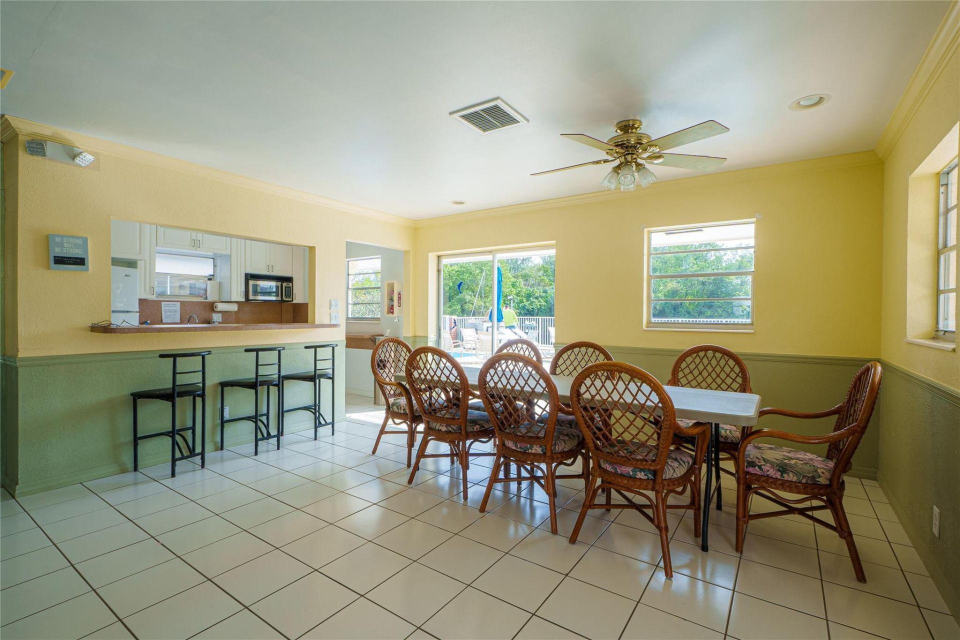 1340 NE 28th Avenue, Unit 242, Pompano Beach, FL 33062 Photo