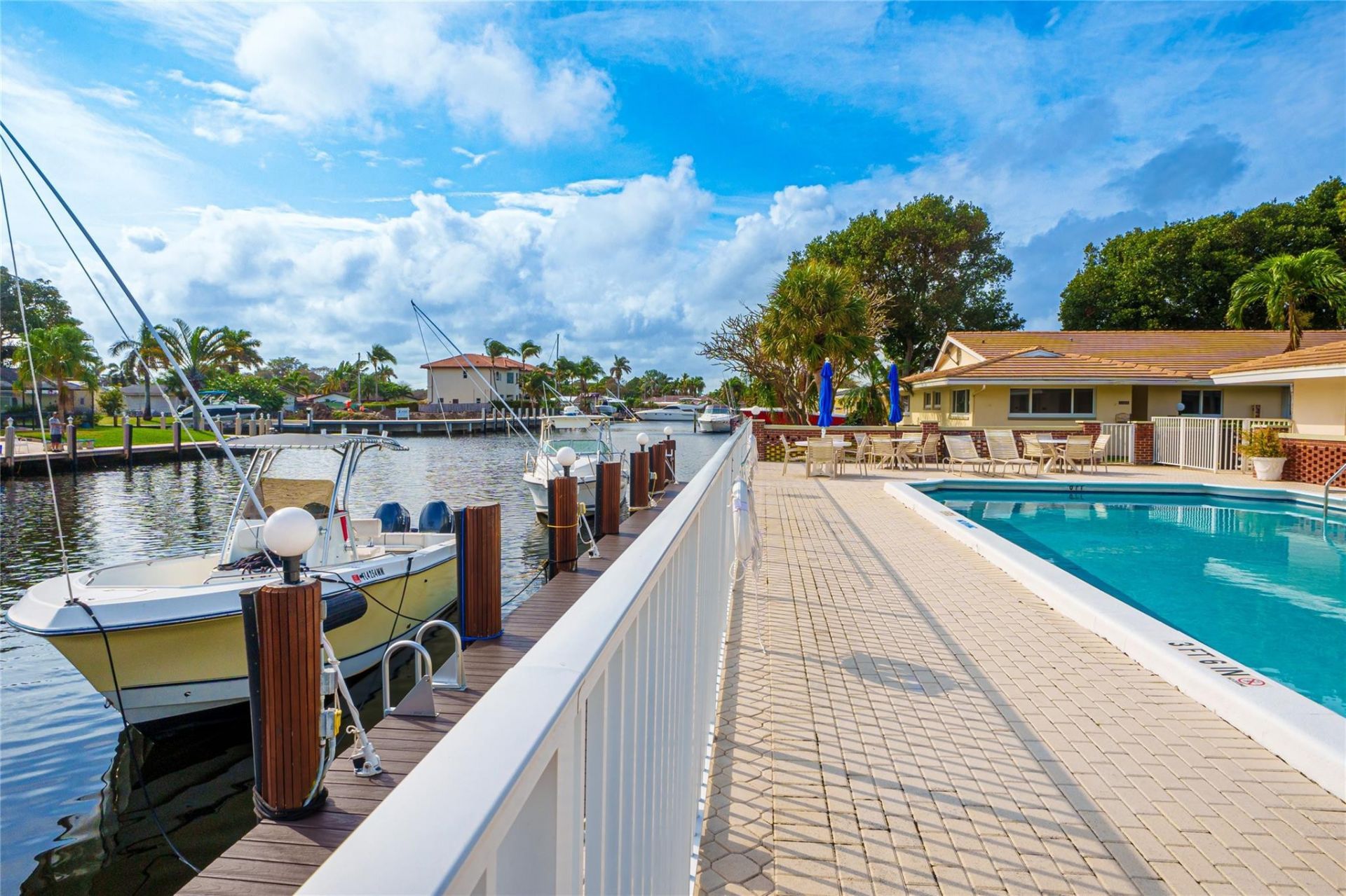 1340 NE 28th Avenue, Unit 242, Pompano Beach, FL 33062 Photo