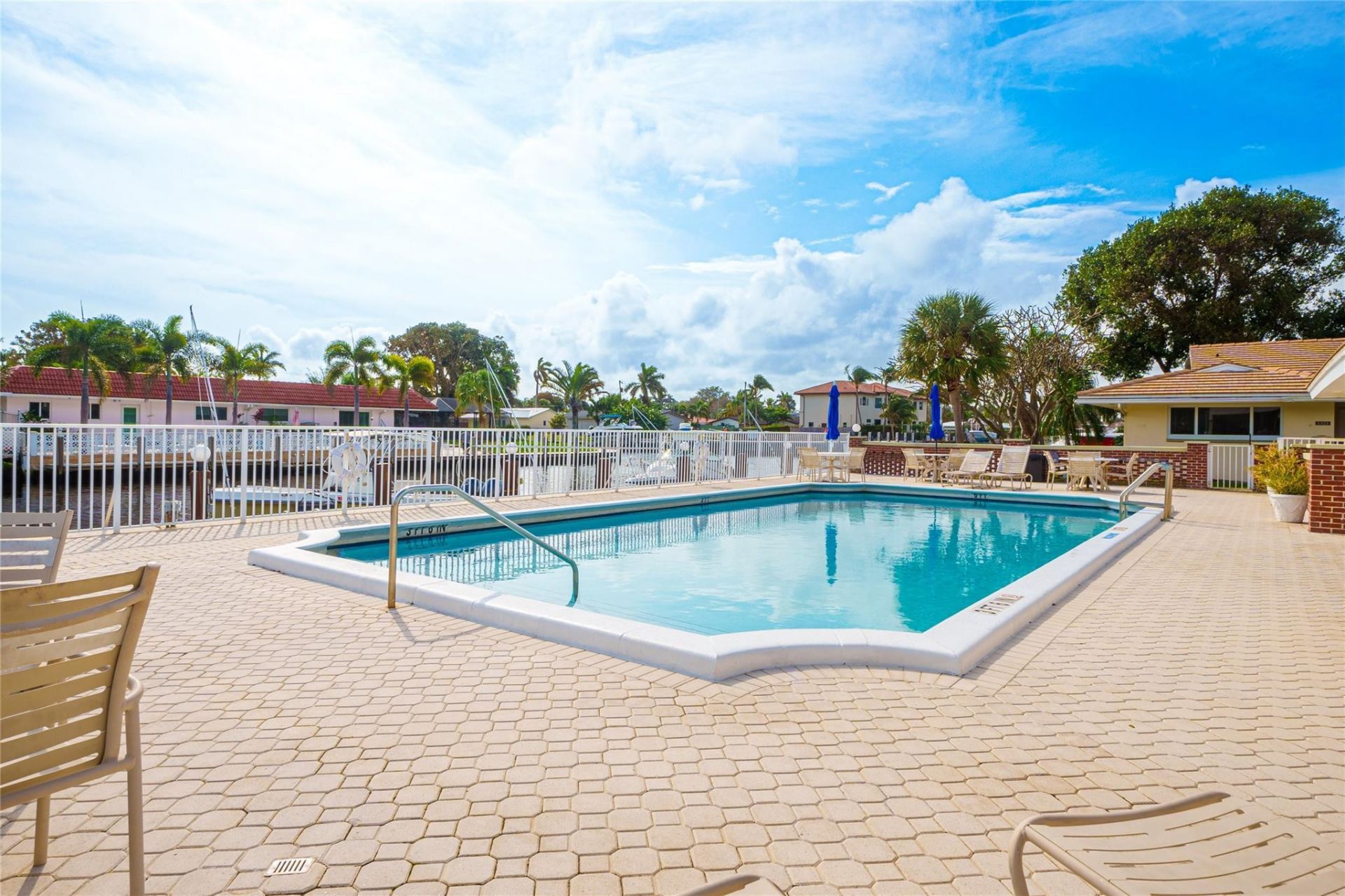 1340 NE 28th Avenue, Unit 242, Pompano Beach, FL 33062 Photo