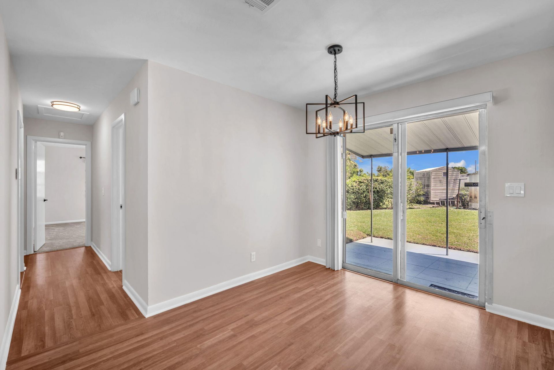 145 Greenbrier Drive, Palm Springs, FL 33461 Photo