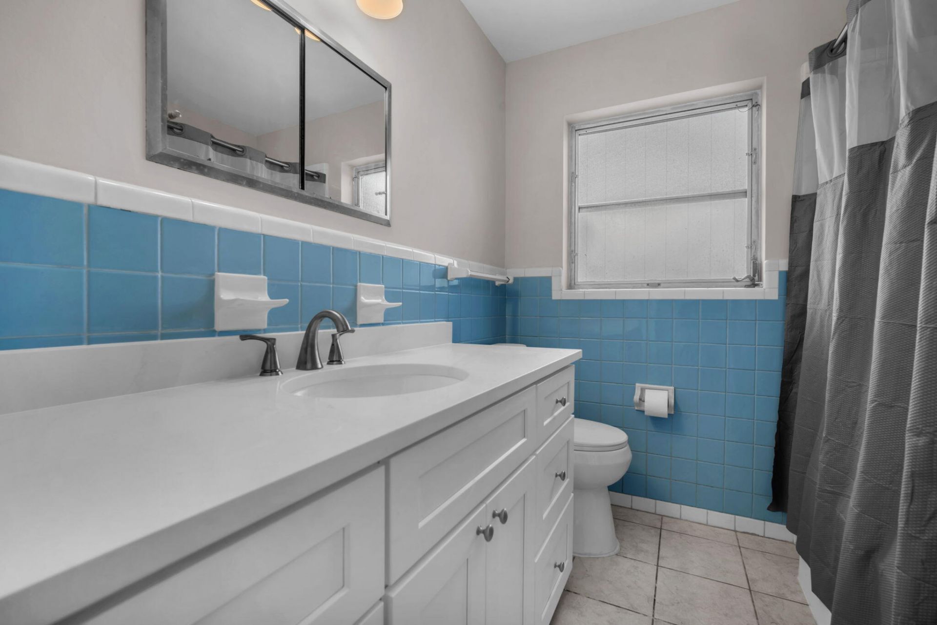 145 Greenbrier Drive, Palm Springs, FL 33461 Photo